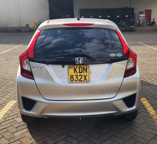 Honda Fit 2016 Silver