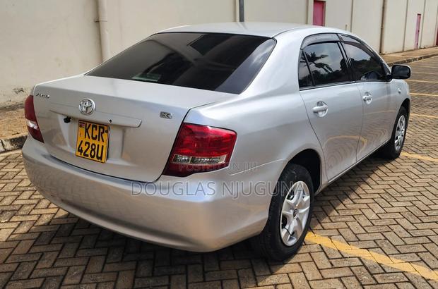 Toyota Axio 2011 Silver