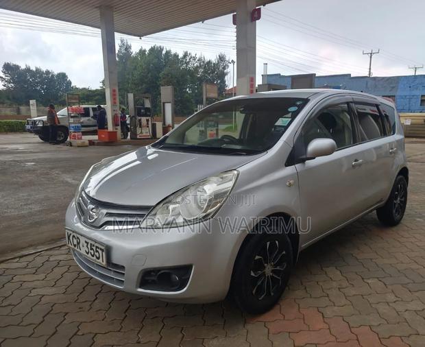 Nissan Note 2011 Silver