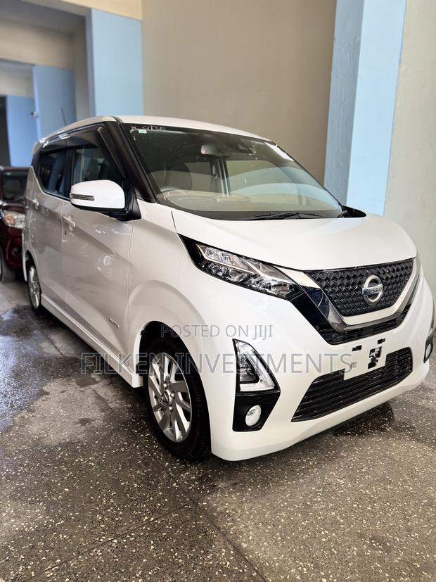 Nissan Dayz 2020 White