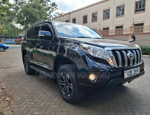 Toyota Land Cruiser Prado 2014 Black