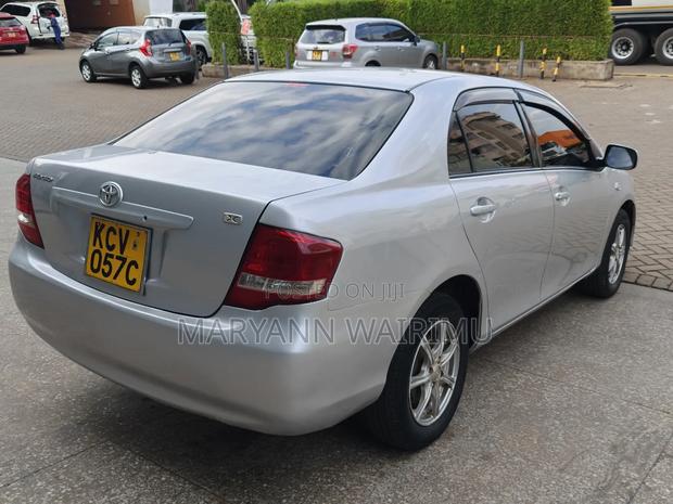 Toyota Axio 2012 Silver