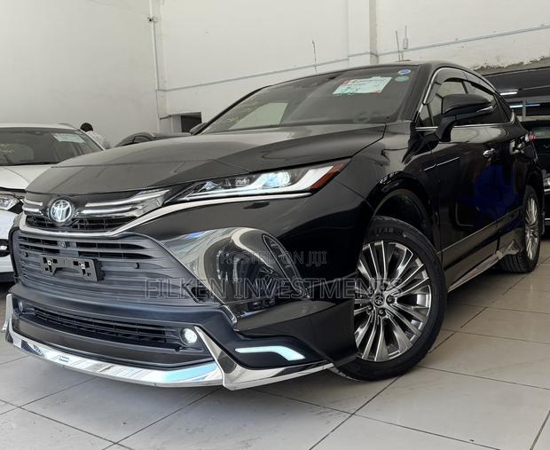 Toyota Harrier 2.0 2021 Black