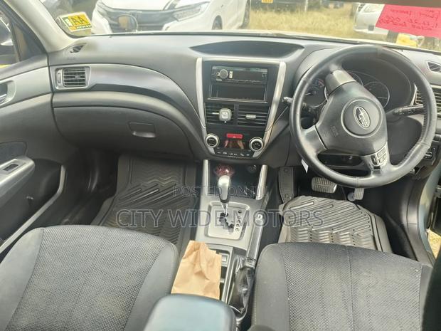 Subaru Forester 2010 Gray