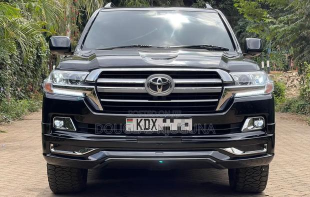 Toyota Land Cruiser 2011 Black