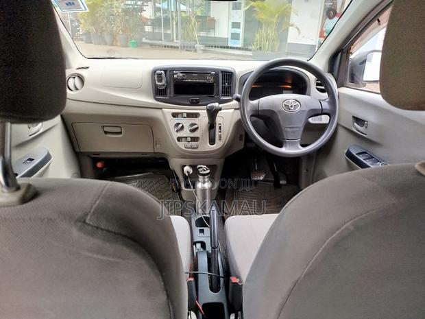 Toyota Pixis Epoch 660 FWD 2016 Silver