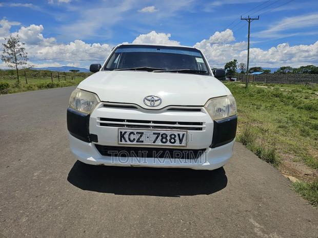 Toyota Probox 2014 Beige