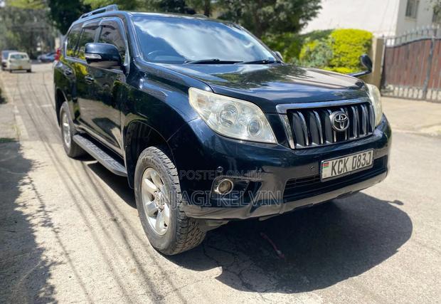 Toyota Land Cruiser Prado 2010 Black