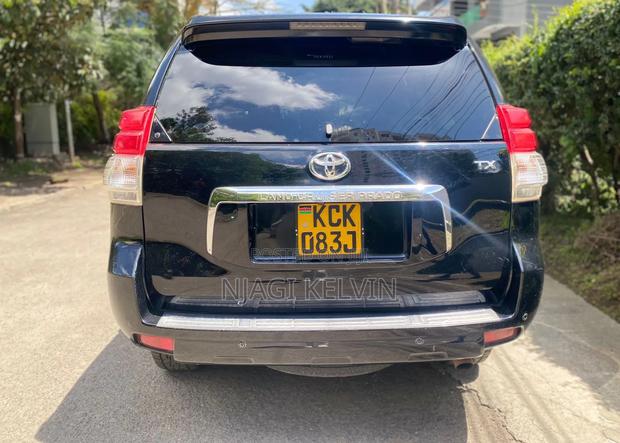 Toyota Land Cruiser Prado 2010 Black