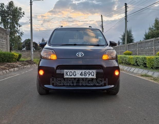 Toyota Porte 2014 Black