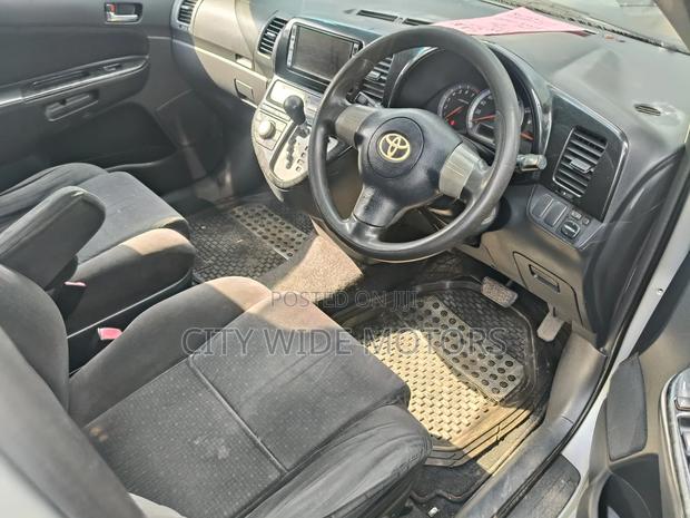 Toyota Wish 2008 Silver
