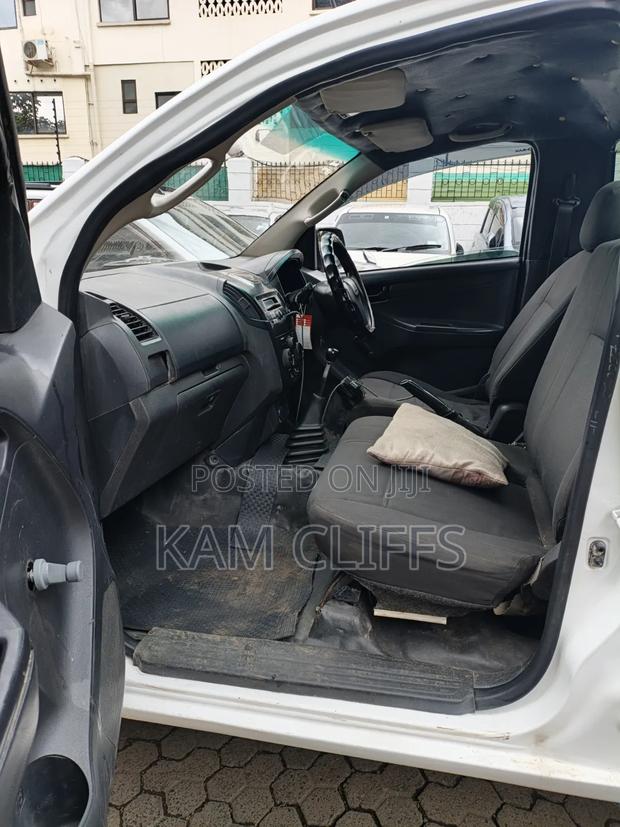 Isuzu D-MAX 2017 White