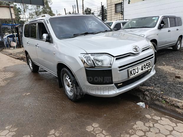 Toyota Succeed SV Premium 2016 Silver