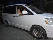 Toyota Noah 2005 White for sale
