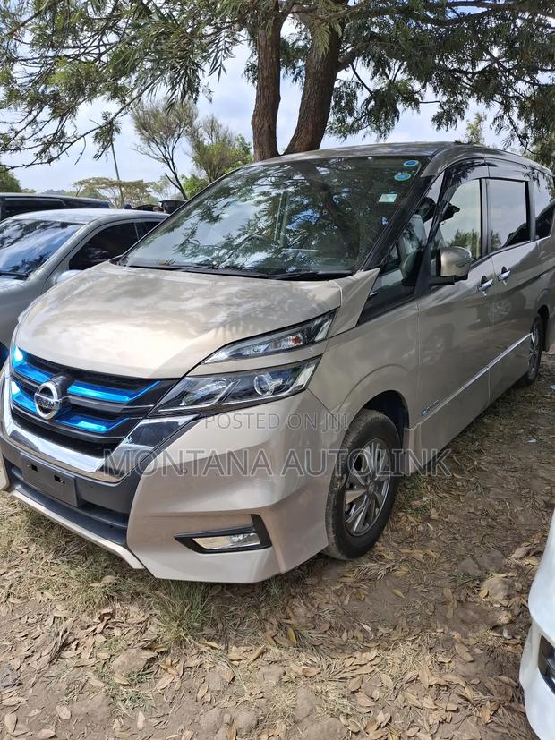Nissan Serena 2019 Beige