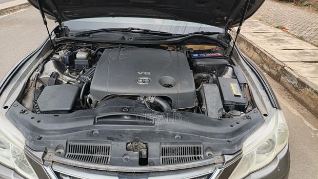 Toyota Mark X 2012 Gray