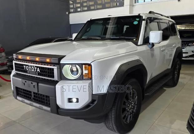 New Toyota Land Cruiser Prado 2024 White