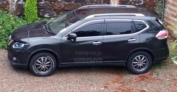 Nissan X-Trail 2014 Green