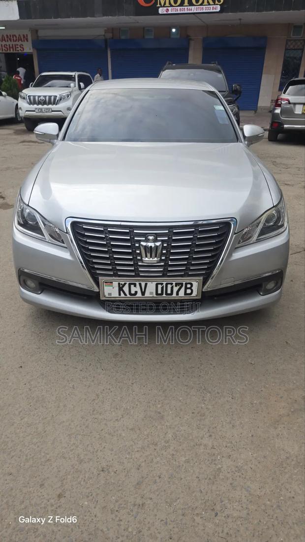 Toyota Crown 2014 Gray