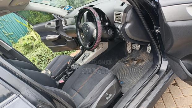 Subaru Forester 2011 Black