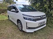Toyota Voxy SV Premium 2014 White for sale