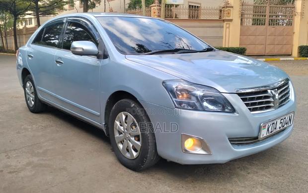 Toyota Premio 2014 Blue