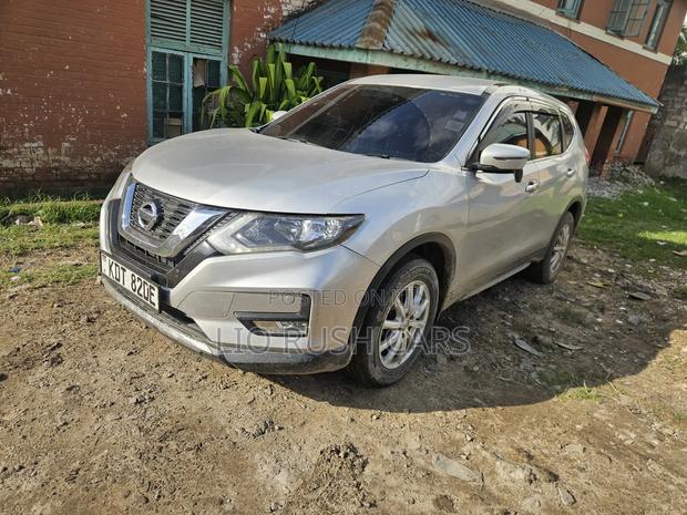 Nissan X-Trail 2018 Silver