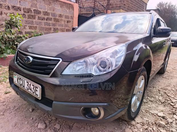 Subaru Outback 2012 Brown