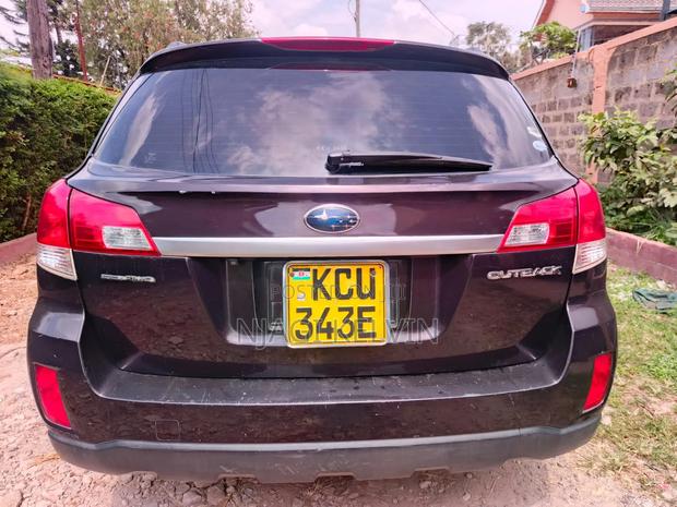 Subaru Outback 2012 Brown