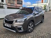Subaru Forester 2019 Ivory for sale