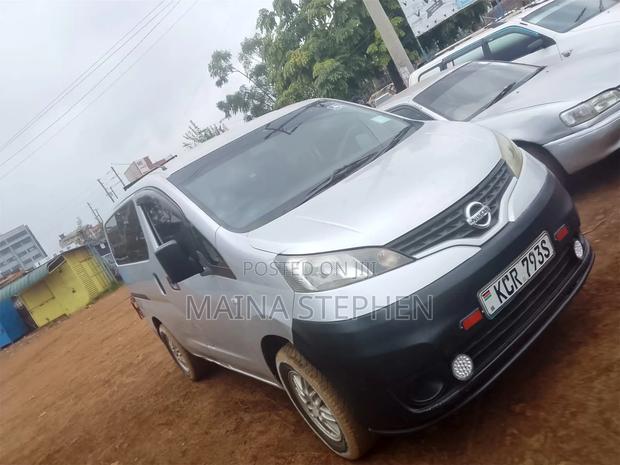 Nissan NV200 2011 Silver