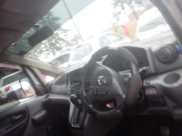 Nissan NV200 2011 Silver