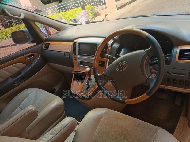 Toyota Alphard 2.4 Petrol FWD 2008 Pearl