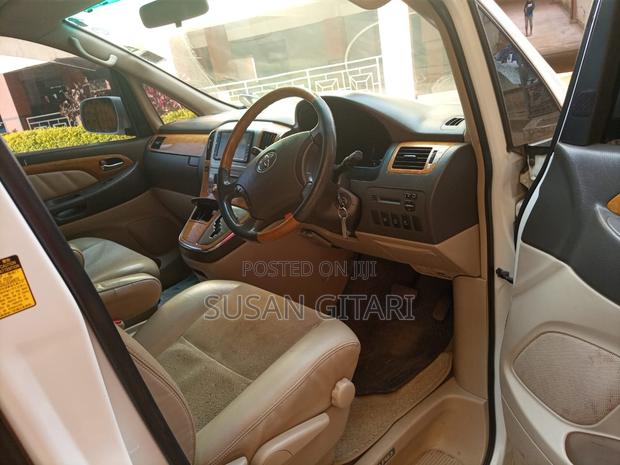 Toyota Alphard 2.4 Petrol FWD 2008 Pearl