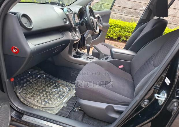 Toyota Vanguard 2012 Black