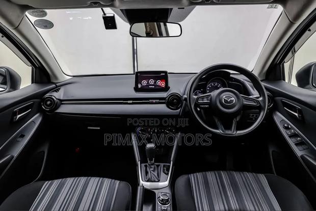 Mazda 2 2019 White