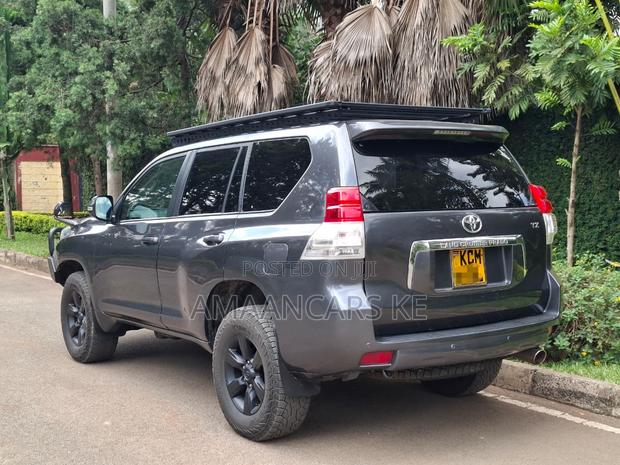 Toyota Land Cruiser Prado 4.0 Petrol TZ-G 2010 Gray