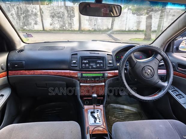 Toyota Premio 2007 Silver