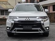 Mitsubishi Outlander 2019 White for sale