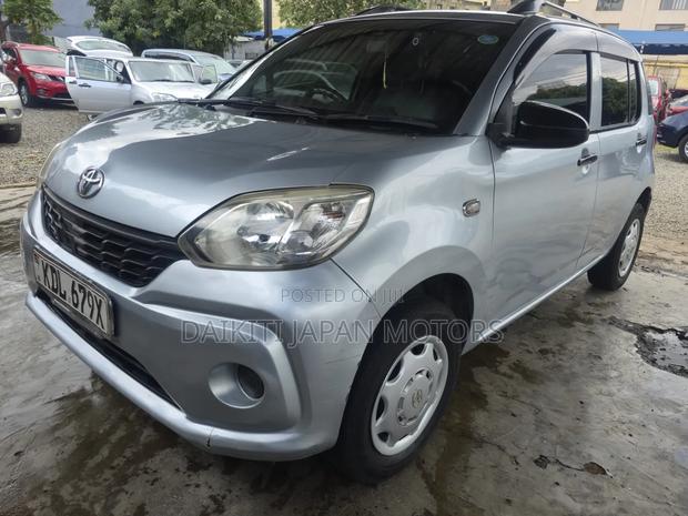 Toyota Passo 2016 Silver