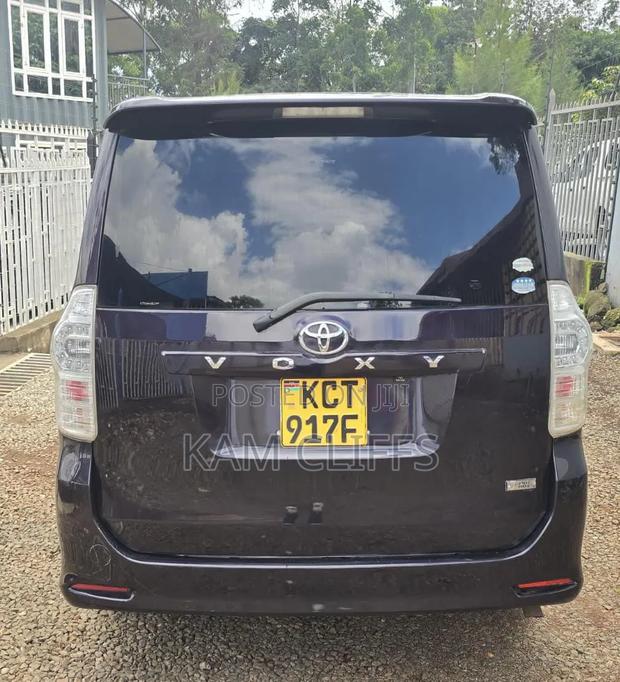 Toyota Voxy 2012 Purple