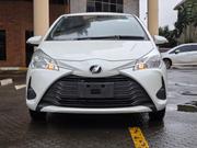 Toyota Vitz 2019 White for sale