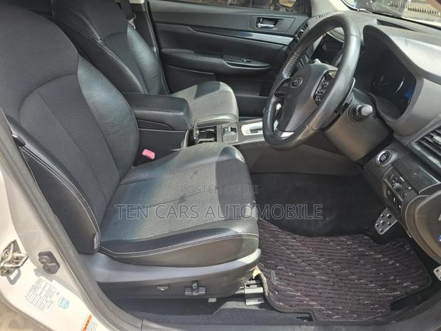 Subaru Legacy 2012 White