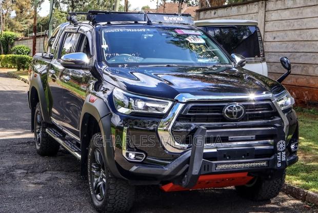 Toyota Hilux Revo Double Cab Deisel 2.8 AWD 2021 Black