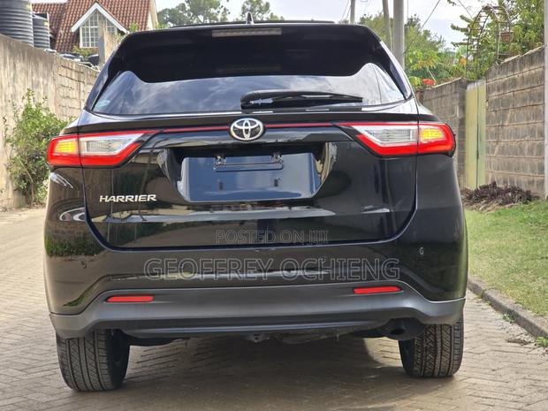 Toyota Harrier 2018 Black