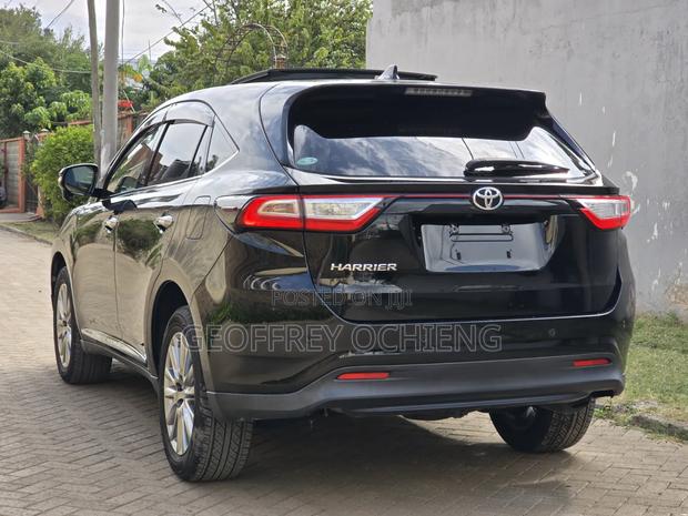 Toyota Harrier 2018 Black