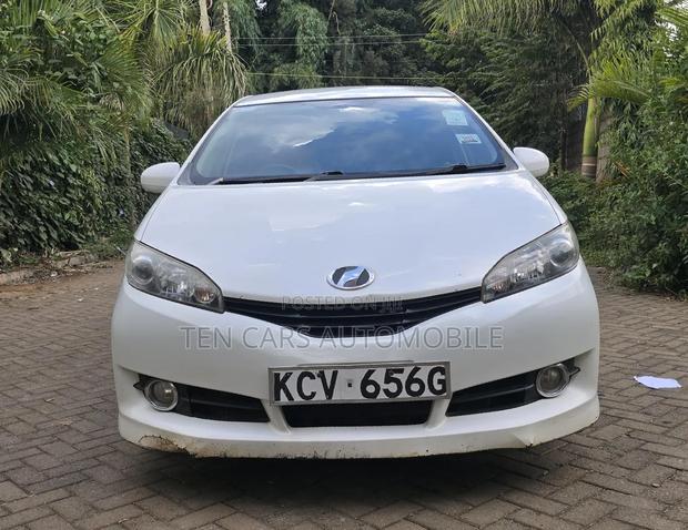 Toyota Wish 2012 White