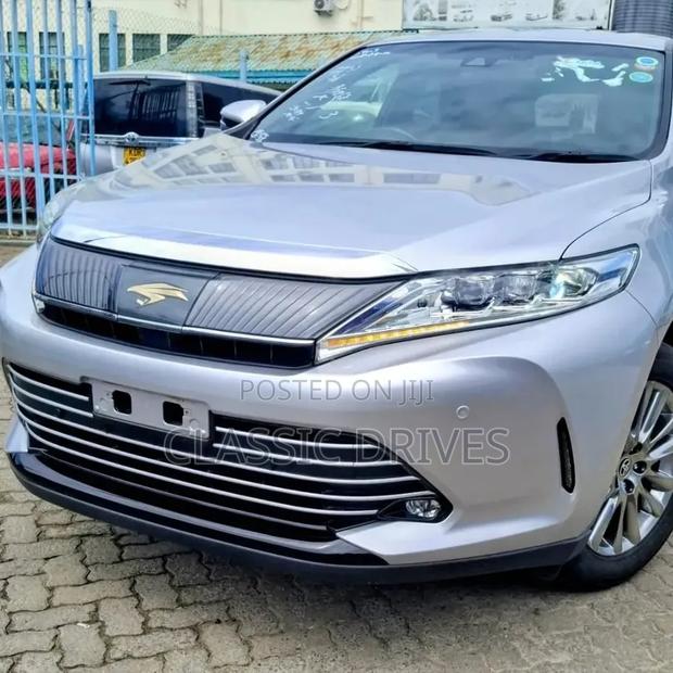 Toyota Harrier 2020 Silver