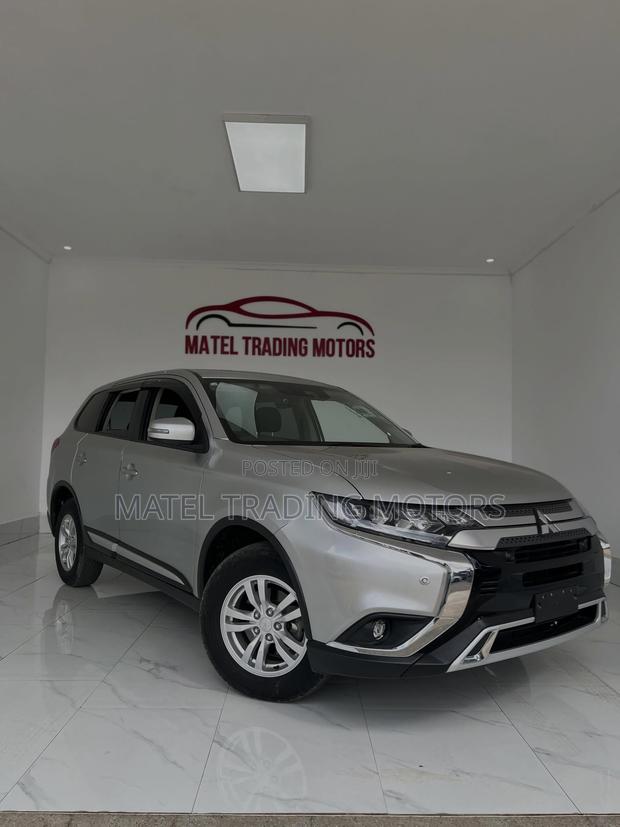 Mitsubishi Outlander SE AWC 2019 Gray