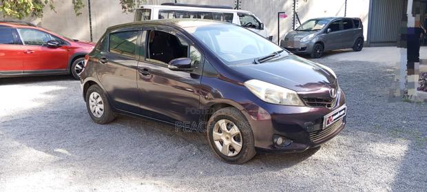 Toyota Vitz 2013 Maroon